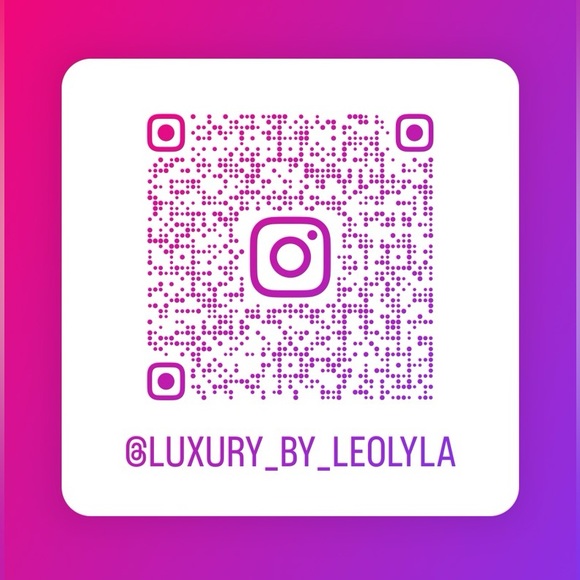 Meet your Posher, Erica - Picture 2 of 12